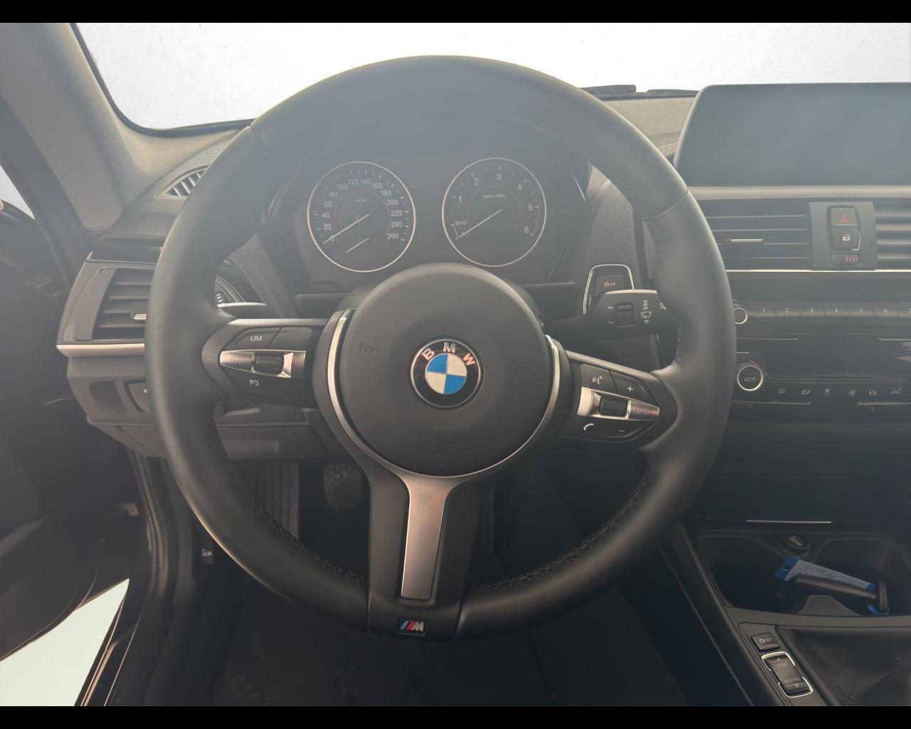 BMW Serie 2 Cpé(F22/87) - 218d Coupé Sport
