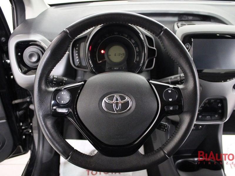 Toyota Aygo Aygo 5p 1.0 x-play 72cv