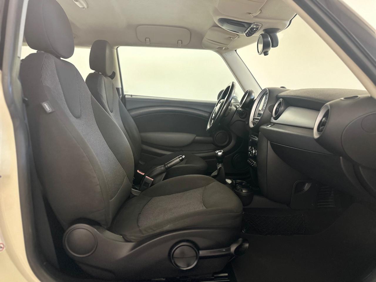 Mini 1.6 16V Cooper D NEOPATENTATI