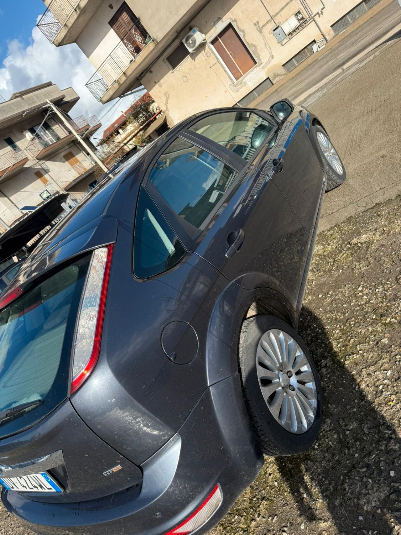 Ford Focus 1.6 TDCi (110CV) 5p. Tit. DPF