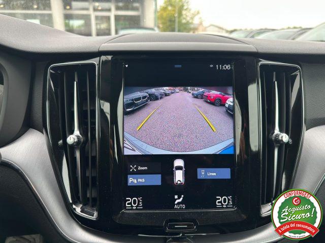 VOLVO XC60 B4 (d) AWD Geartronic Momentum