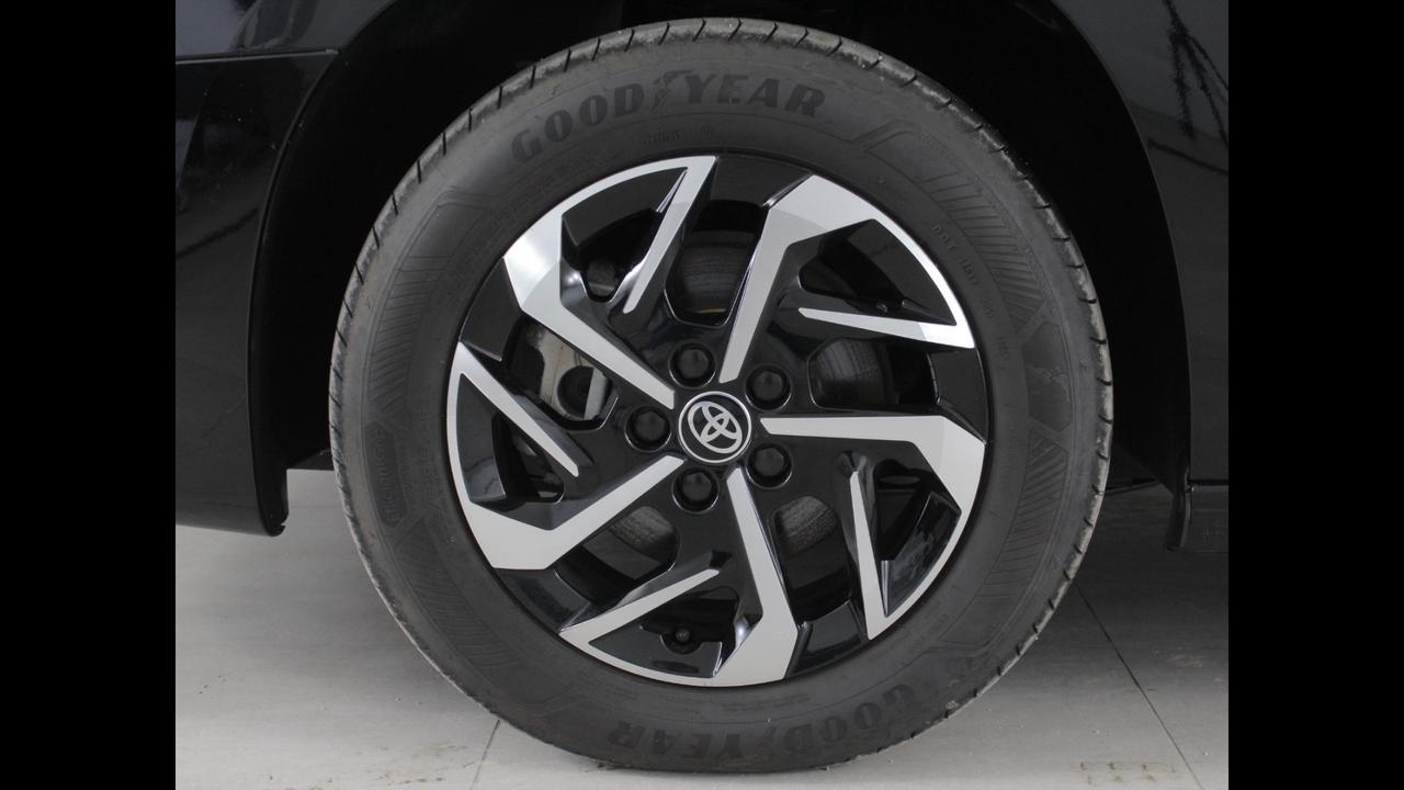 TOYOTA PCITY V. L1 1.5D 100M EXE MC24