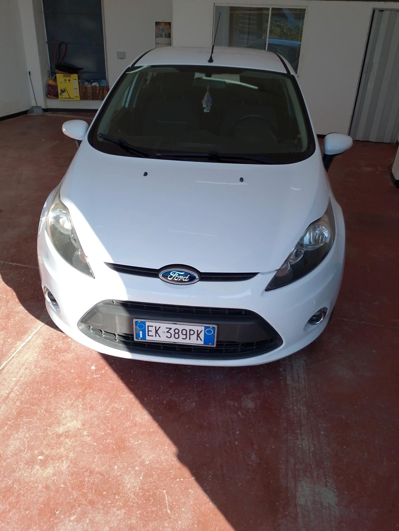 Ford Fiesta 1.2 82 CV 5 porte Titanium