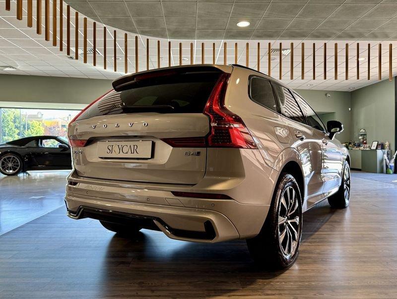 Volvo XC60 B4 automatico Plus Dark