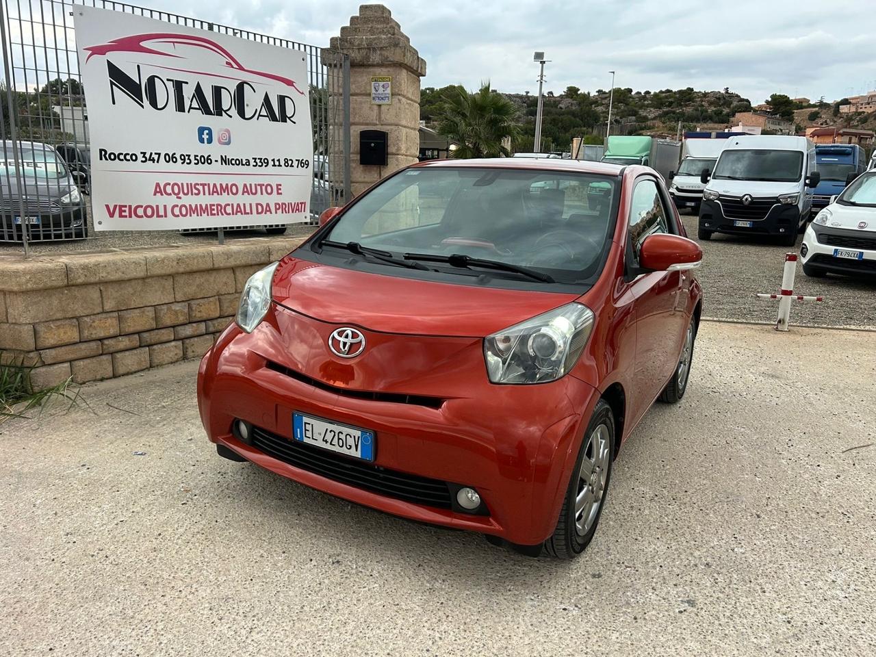 Toyota iQ 1.0 CVT Lounge AUTOMATICA