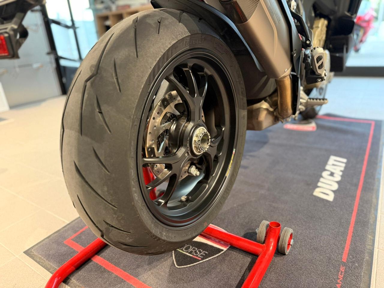 Ducati Multistrada V4 PIKES PEAK CONDIZIONI DA VETRINA