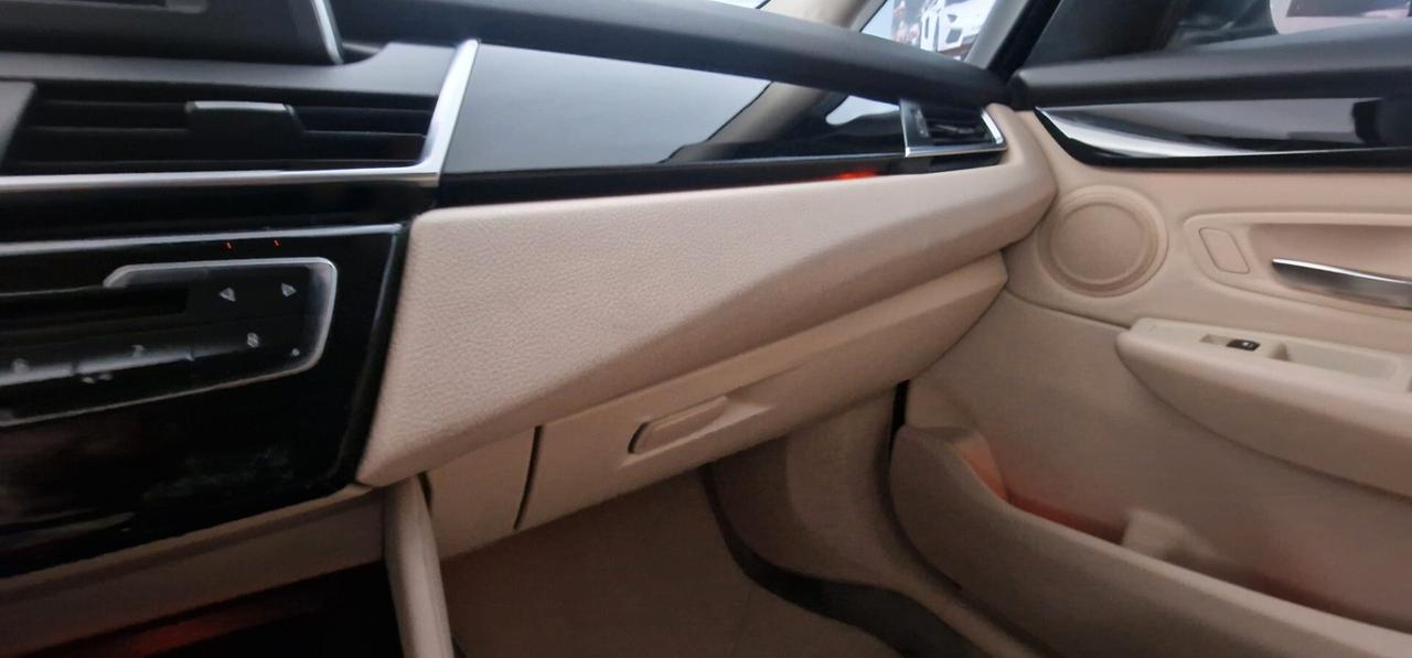 Bmw 2er Active Tourer 220xdrive Luxury 190 cv