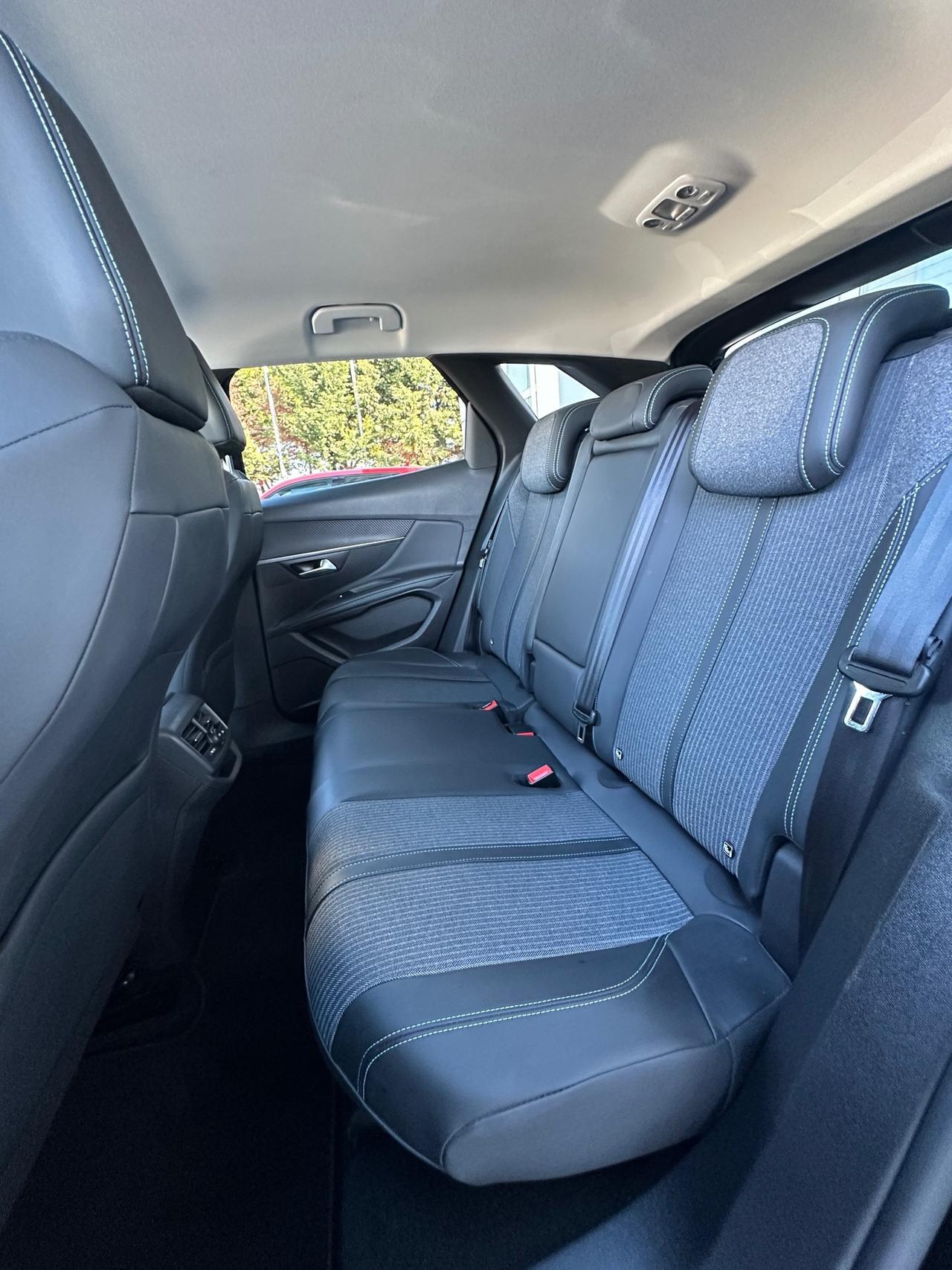 Peugeot 3008 BlueHDi 130 S&S EAT8 Allure Pack