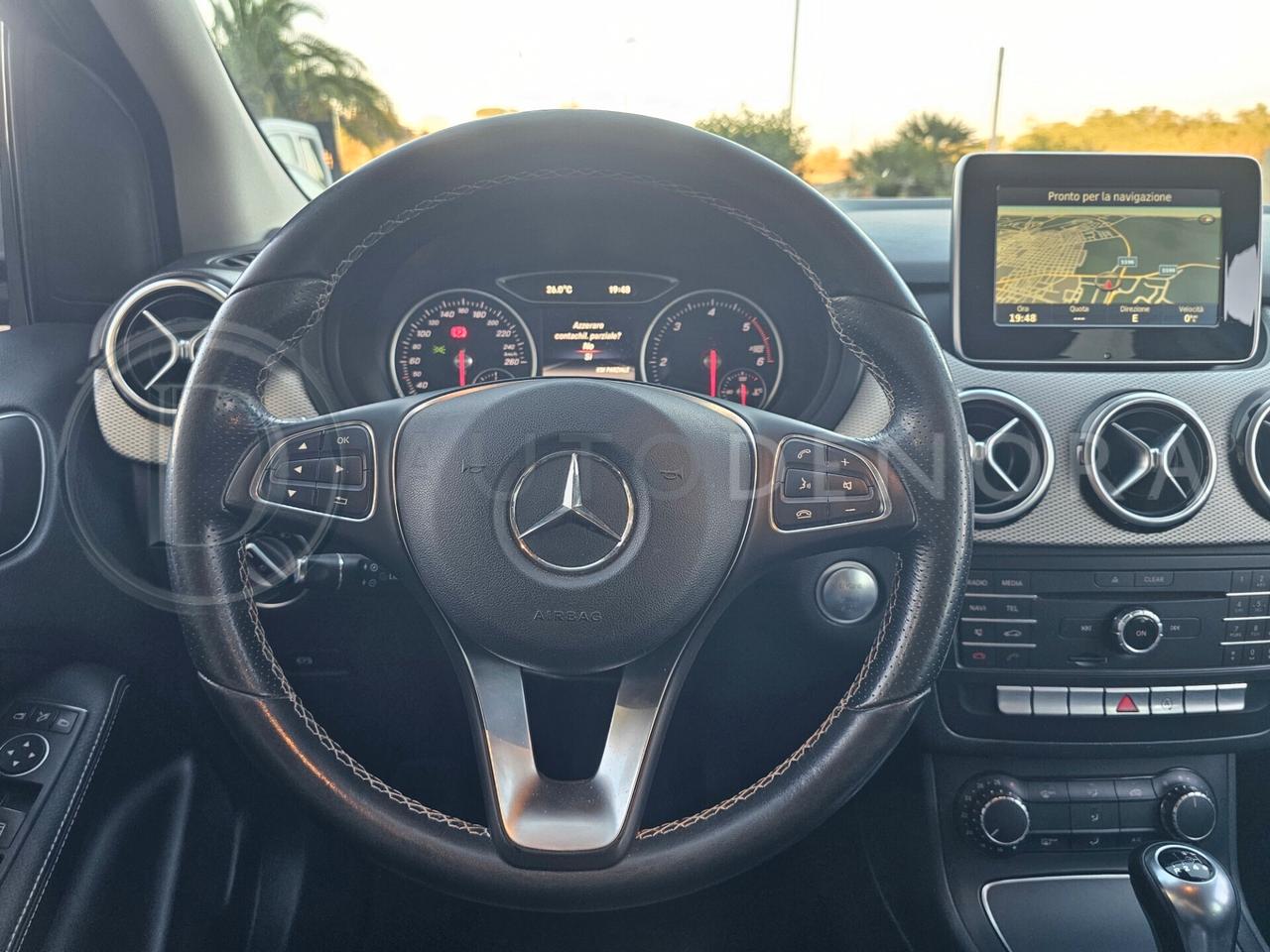 Mercedes-benz B 180 B 180 d Premium