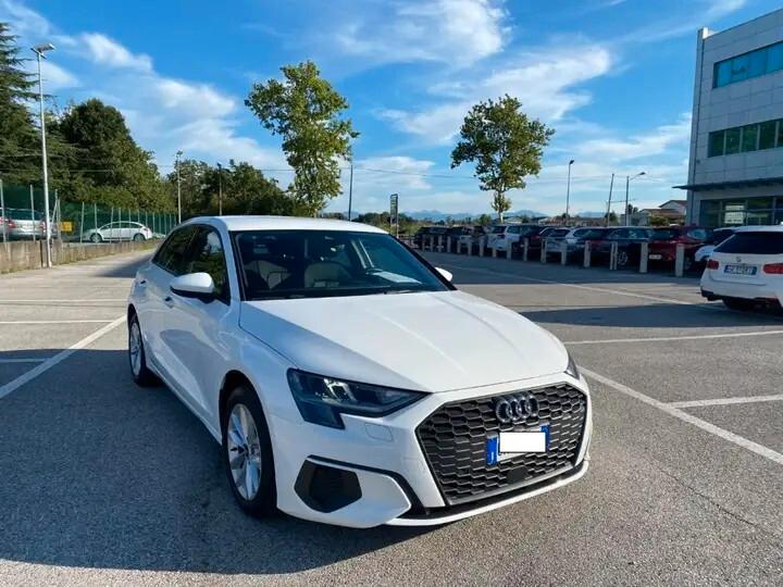 Audi A3 SPB 30 g-tron S tronic Business