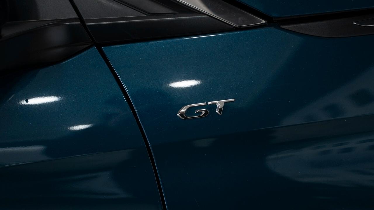 Peugeot 3008 1.5 BLUEHDI GT PACK SES 131 CV EAT8 AUTO VIRTUAL FULL OPTIONAL