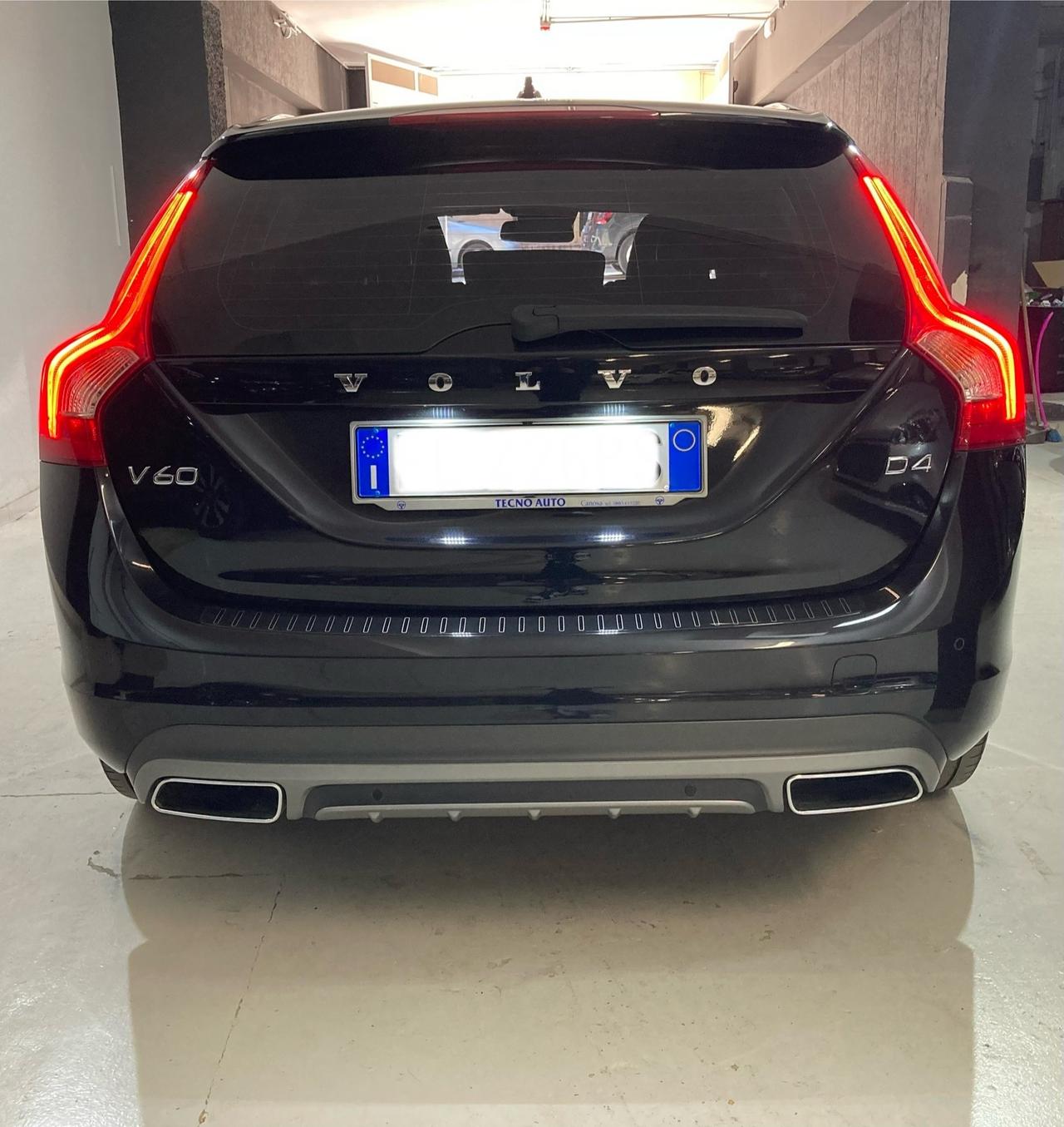 Volvo V60 D4 Geartronic Ocean Race
