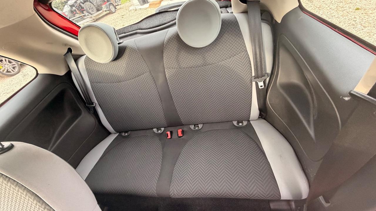 Fiat 500 1.0 Hybrid Red