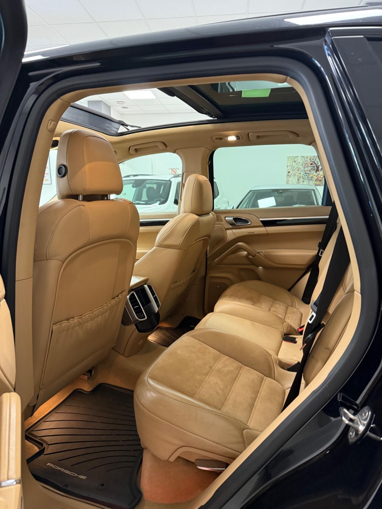 Porsche Cayenne 3.0 Diesel Platinum Edition