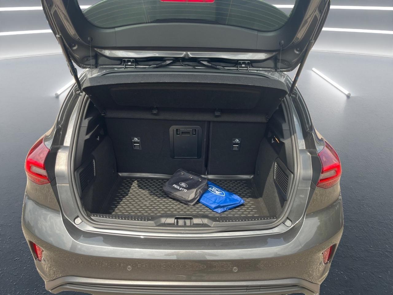 Ford Focus 1.5 ecoblue st-line 115cv auto