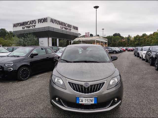 LANCIA Ypsilon 1.0 firefly hybrid Platino s&s 70cv