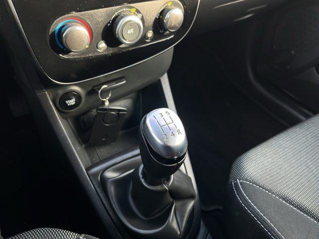RENAULT Clio AUTOCARRO N1 2POSTI