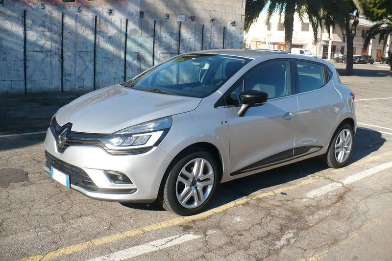 Renault Clio dCi 75 5 porte Moschino Life