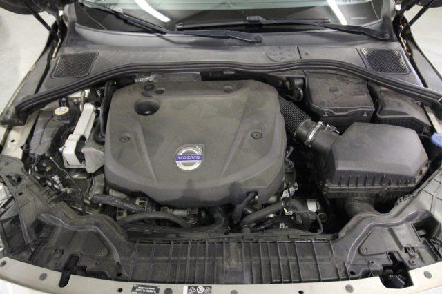 VOLVO V60 D4 Geartronic Summum