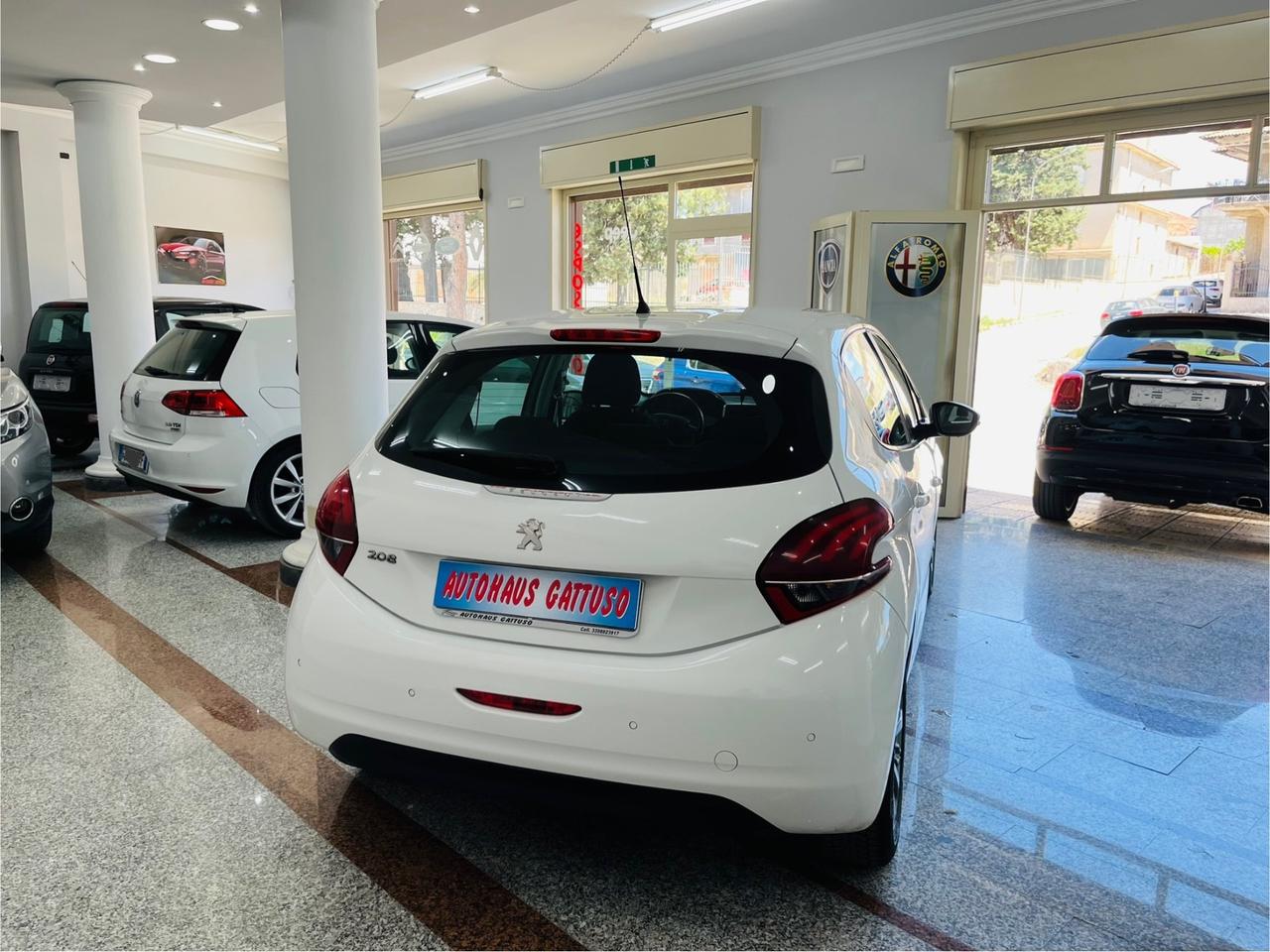 Peugeot 208 BlueHDi 75 5 porte Allure anno 2017
