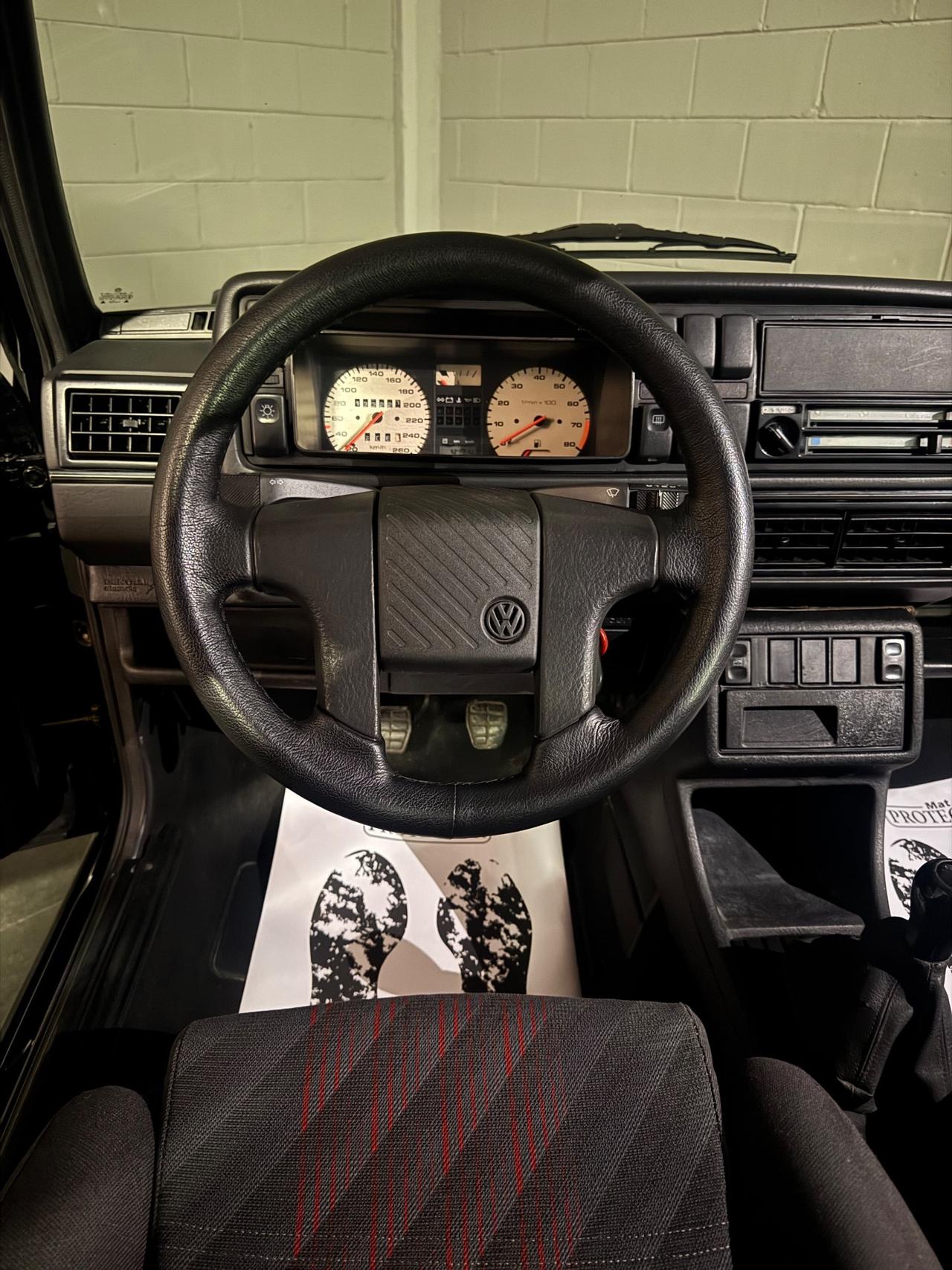 Volkswagen Golf GTI 1800 16V 3 porte ASI ORO E CRS