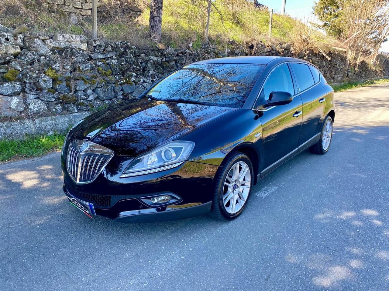 Lancia Delta 1.6 MJT 120cv Platino