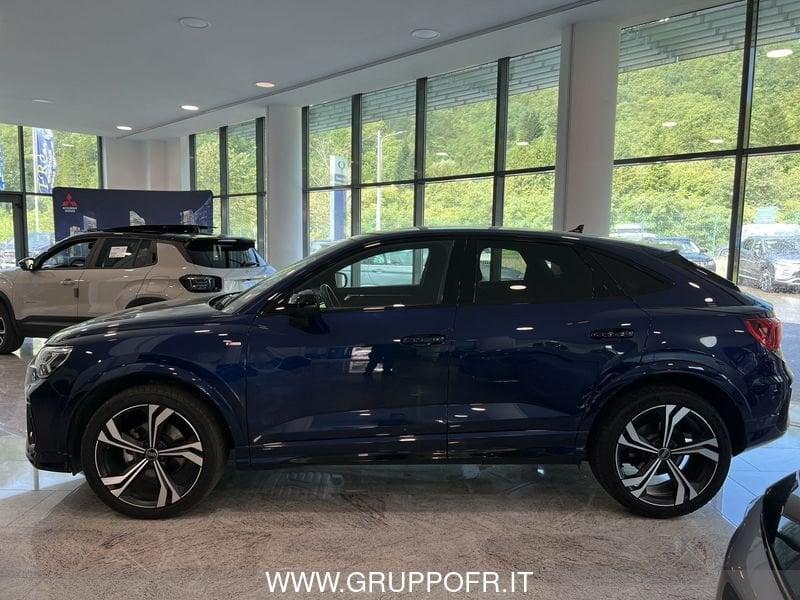 Audi Q3 SPB 35 TDI S tronic Identity Black