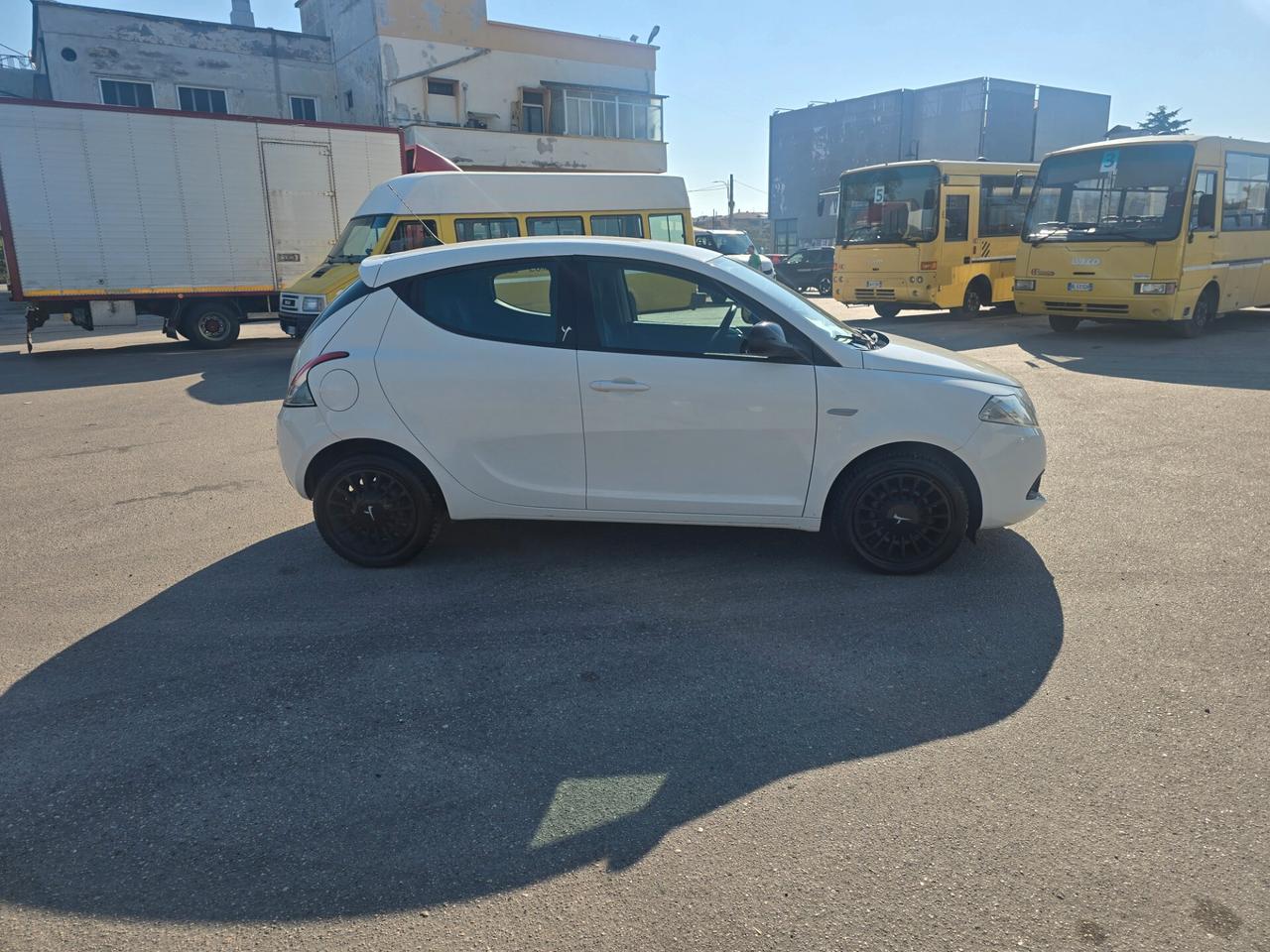 Lancia Ypsilon 1.2 69 CV 5 porte GPL Ecochic Gold