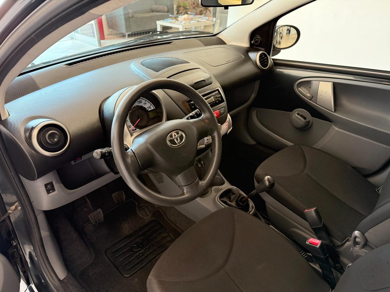 Toyota Aygo 1.0 12V VVT-i 5 porte Now Connect