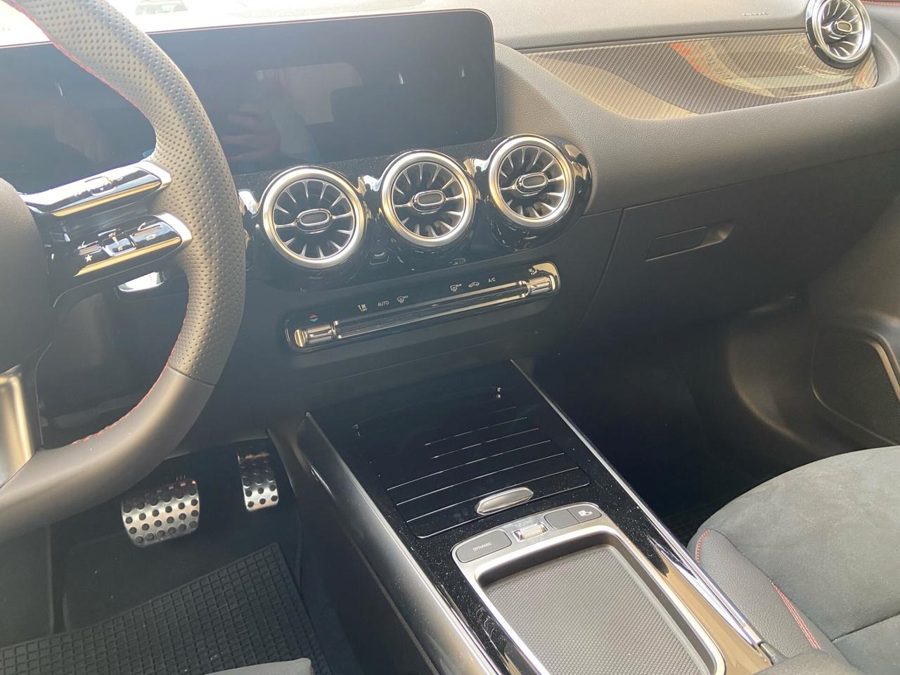 Mercedes-benz GLA 180 d Automatic AMG Line Advanced Plus
