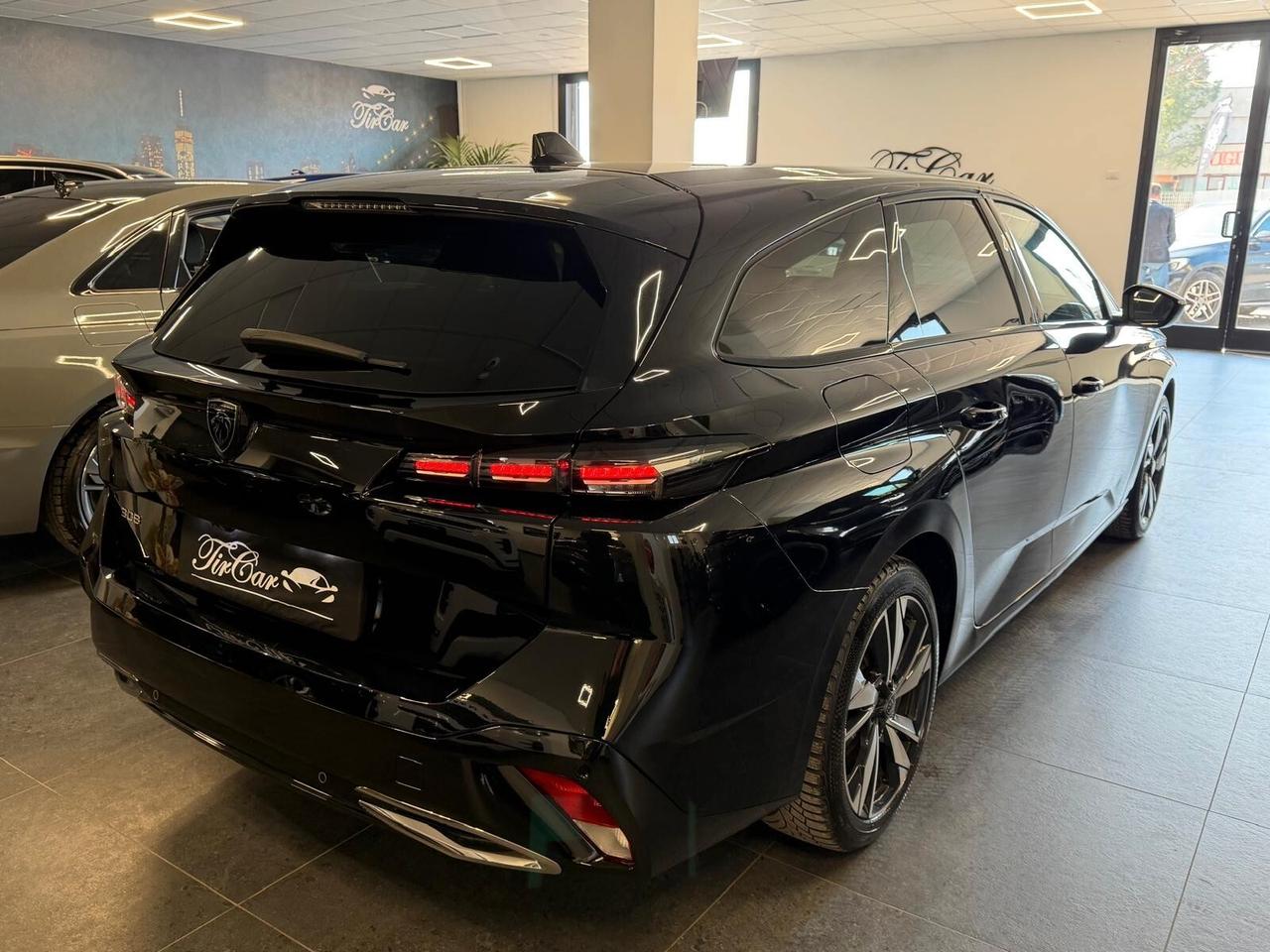 PEUGEOT 308 S.W. ALLURE 1.5 EAT8 130CV PELLE NAVI OK NEOPATENTATI ANNO 2023