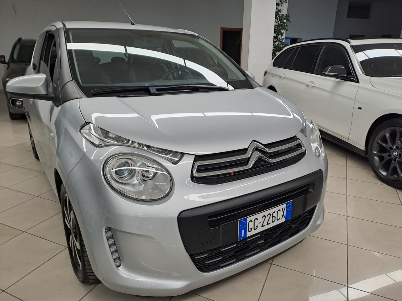Citroen C1 VTi 72 S&S 5 porte Shine