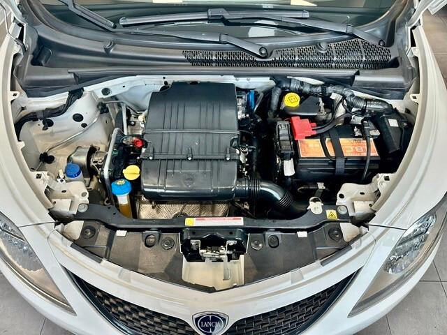 Lancia Ypsilon 1.2 69 CV 5 porte SILVER KM 79.200 - 2020