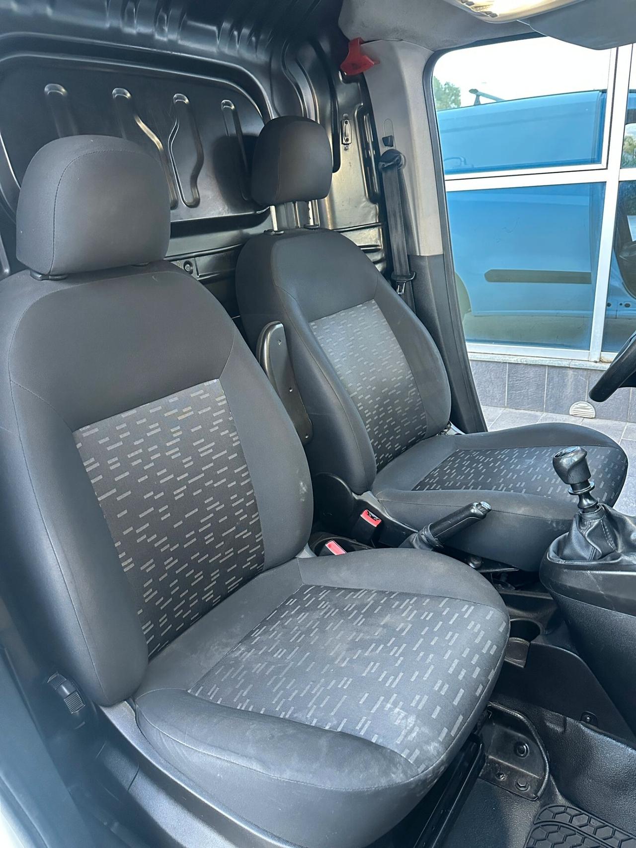 Opel Combo 1.6 CDTI 105CV PC-TN Van Blitz (750kg) E6