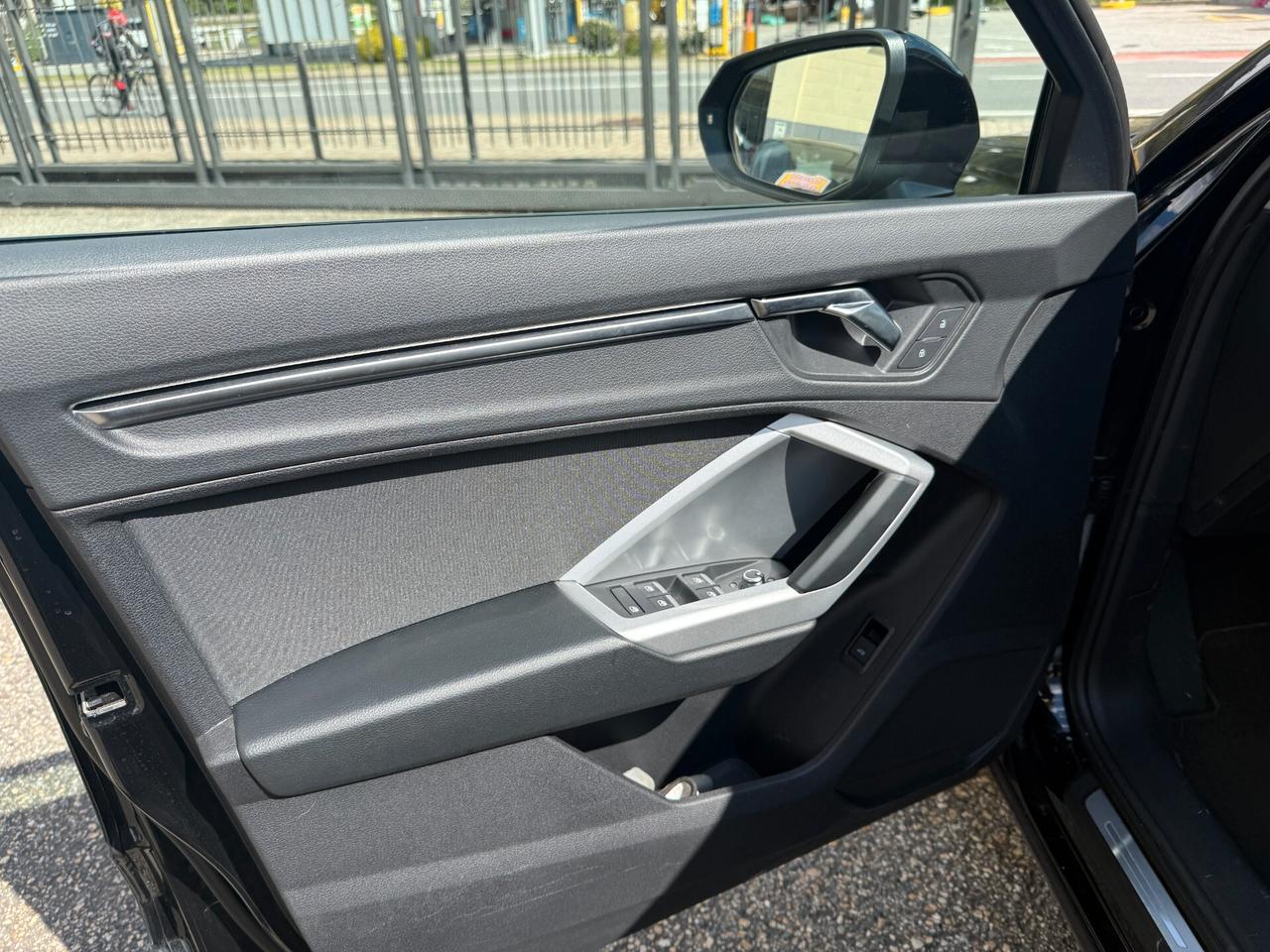 Audi Q3 35 TDI quattro S tronic S line edition