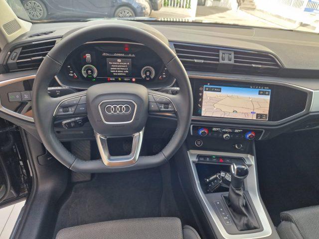 AUDI Q3 45 TFSI e S tronic Identity Black Sline da ?499,00