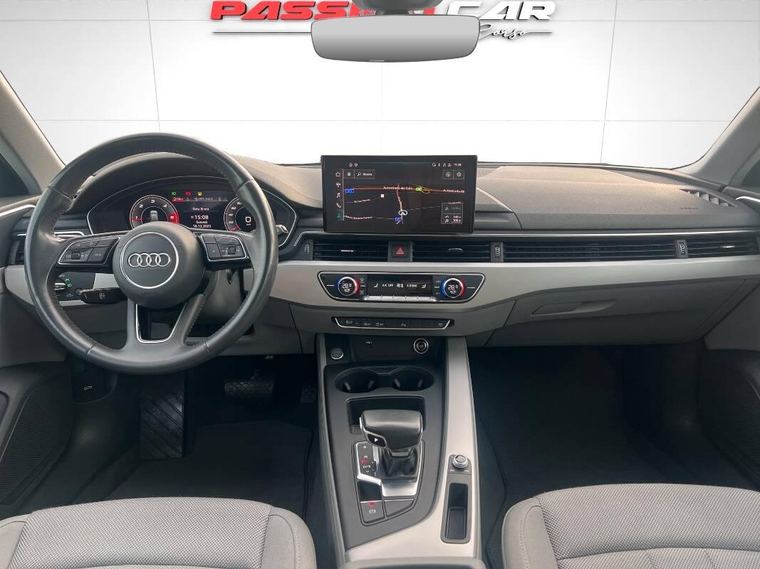 Audi A4 Avant 30 2.0 tdi mhev Business Advanced 136cv s-tronic