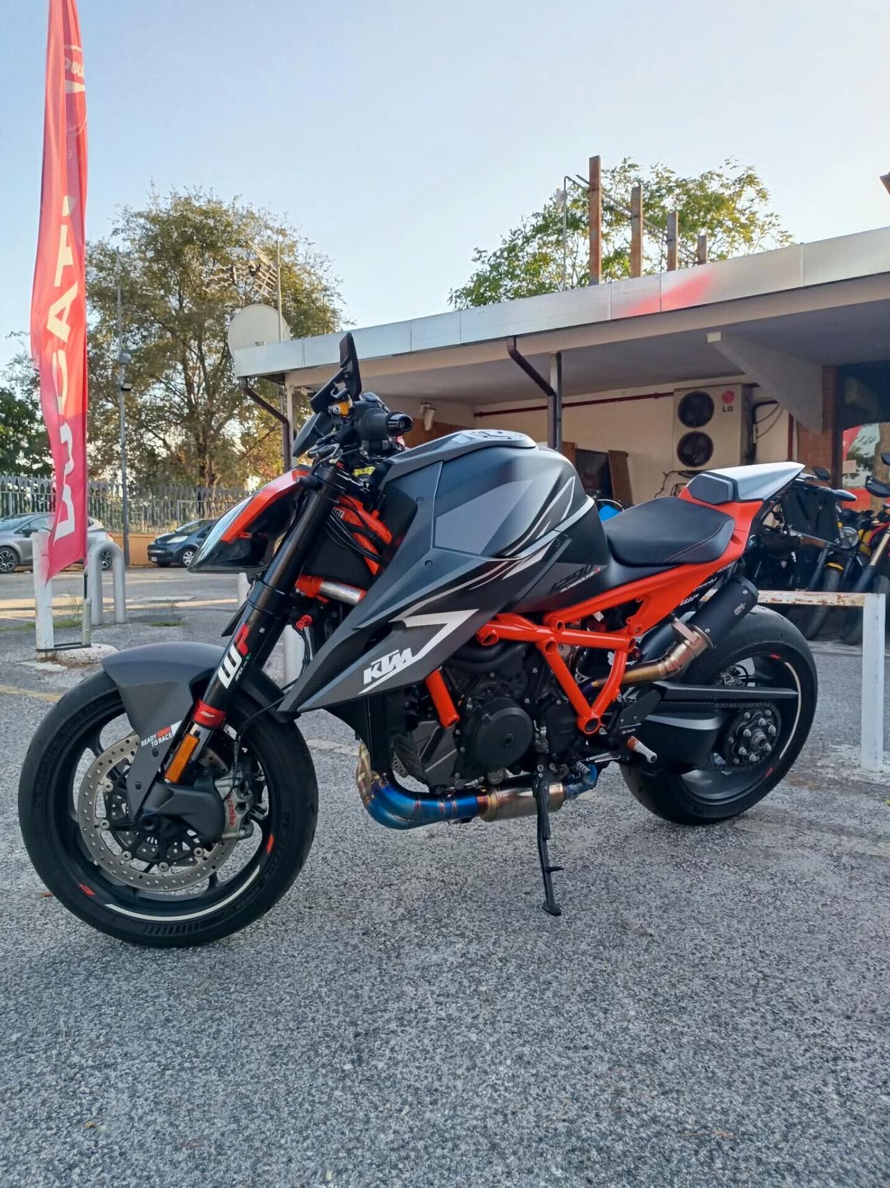 Ktm 1290 Super Duke RR (ONE of 500pz)
