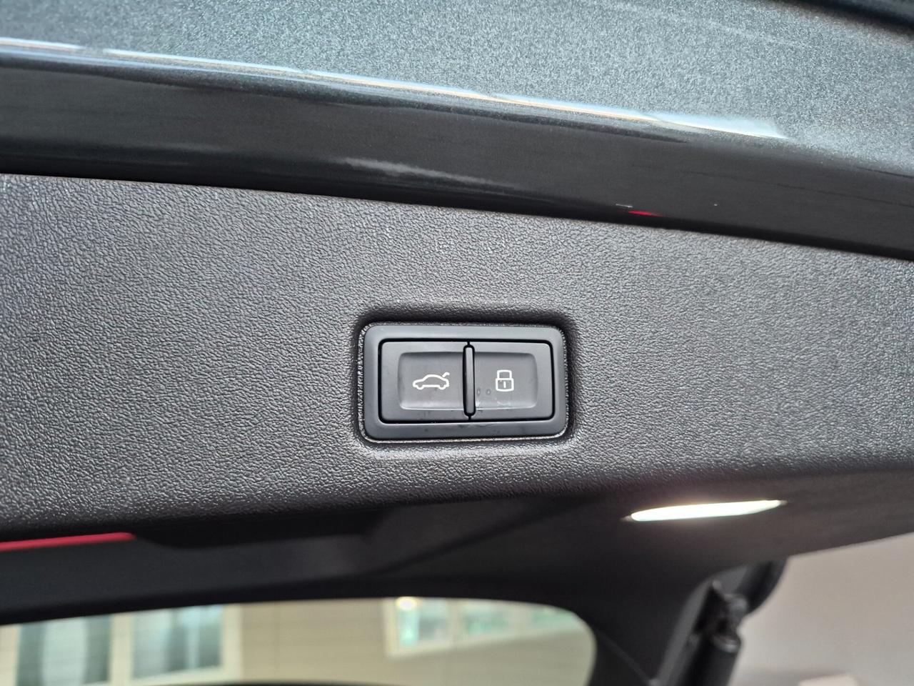 Audi Q5 2.0 TDI QUATTRO S TRONIC LINE EDITION- RESTYLING