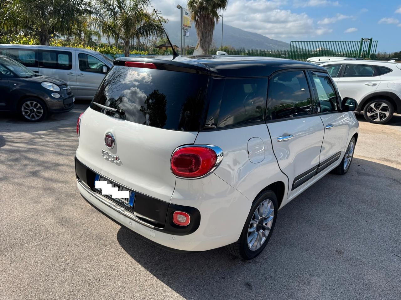 Fiat 500L Living 1.6 Multijet 105 CV Lounge 7 POSTI (motore nuovo)