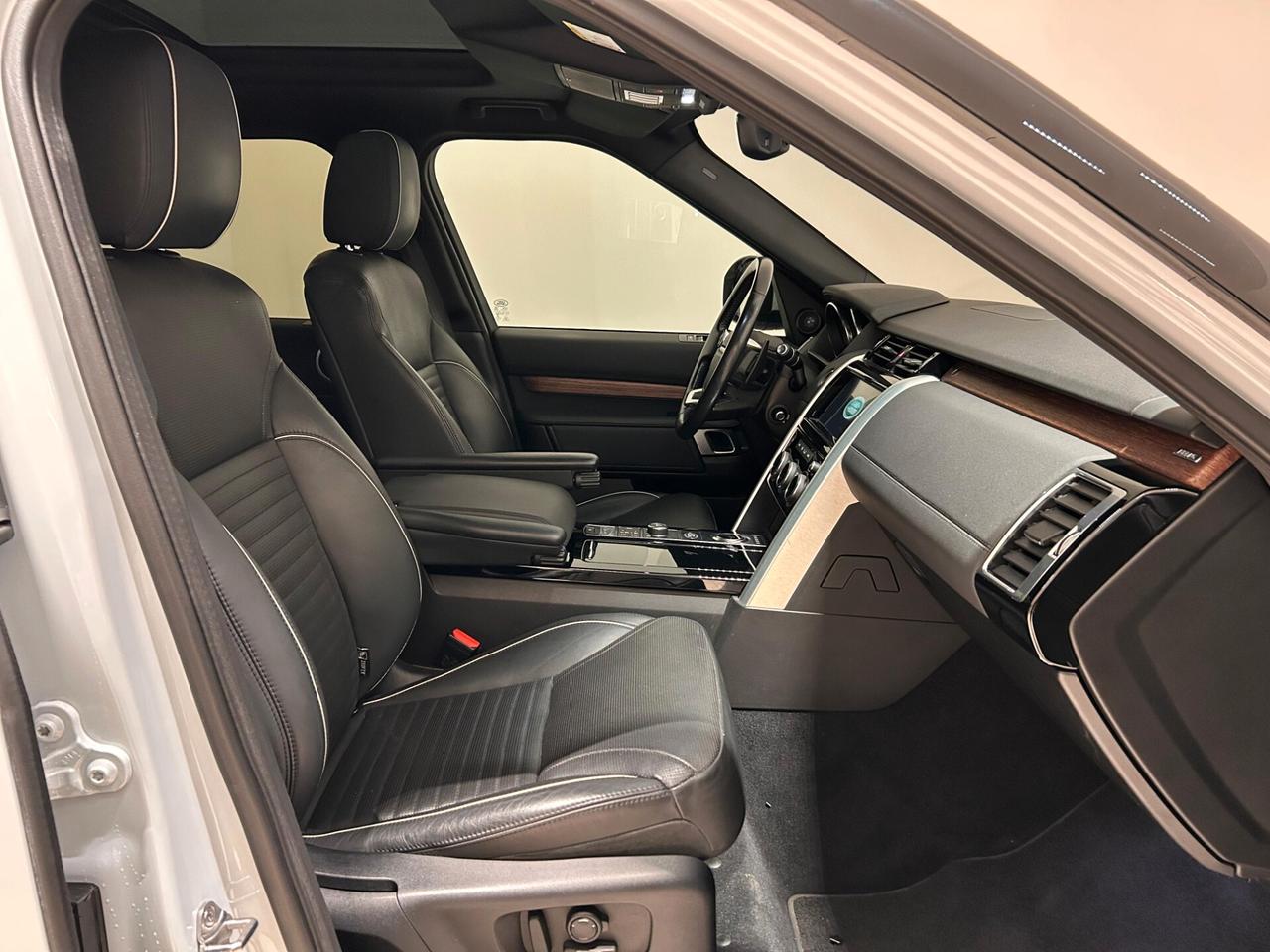 Land Rover Discovery 2.0 SD4 240 CV HSE 7 posti