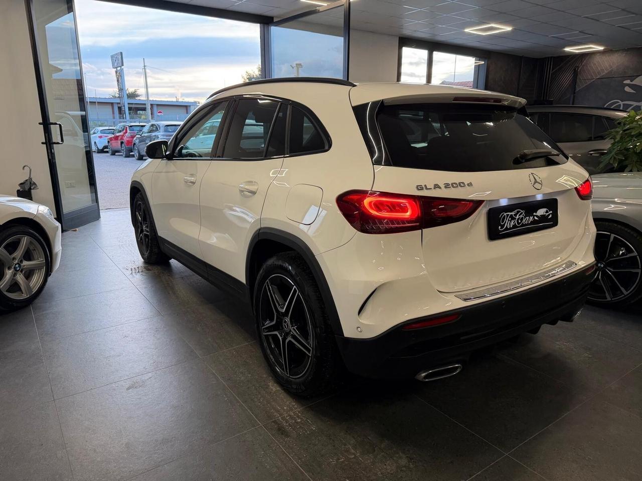 MERCEDES-BENZ GLA 200D PREMIUM 2.0 150CV PELLE NAVI CAM ANNO 2022