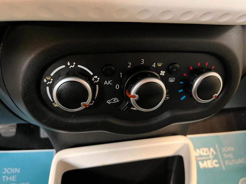 Renault Twingo 1.0 sce Live 70cv