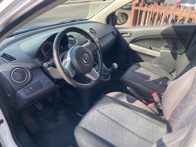 Mazda2 1.3 16V 75CV 5p. Trendy