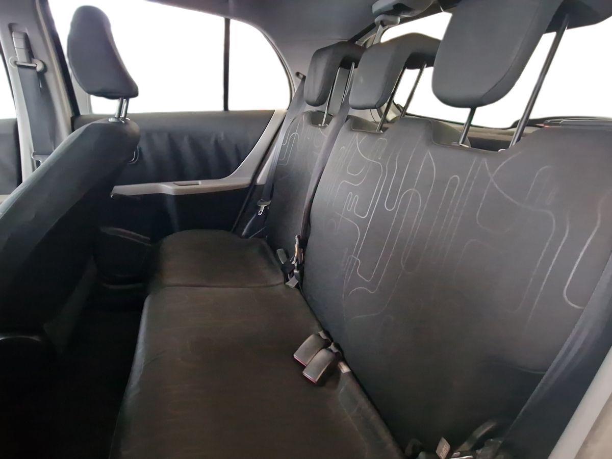 TOYOTA YARIS 1.0 NOW