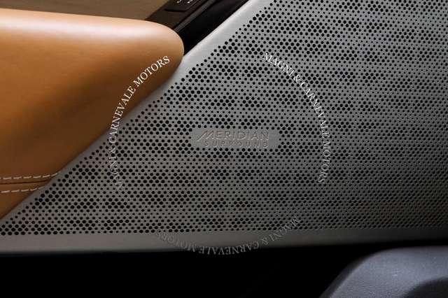 Land Rover Range Rover Velar D300 SE|TETTO|HEAD-UP|MONITOR POST|MERIDIAN|21''