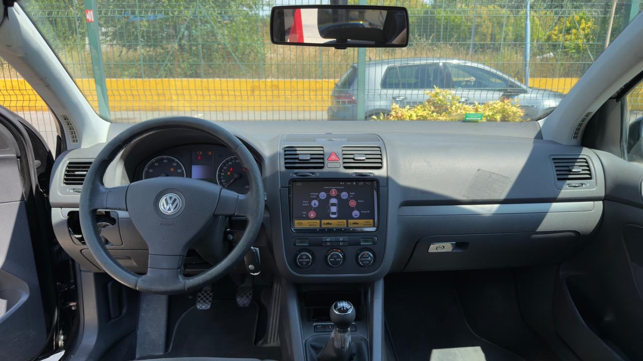 Volkswagen Golf 5 1.6 5p. Comfortline 2005