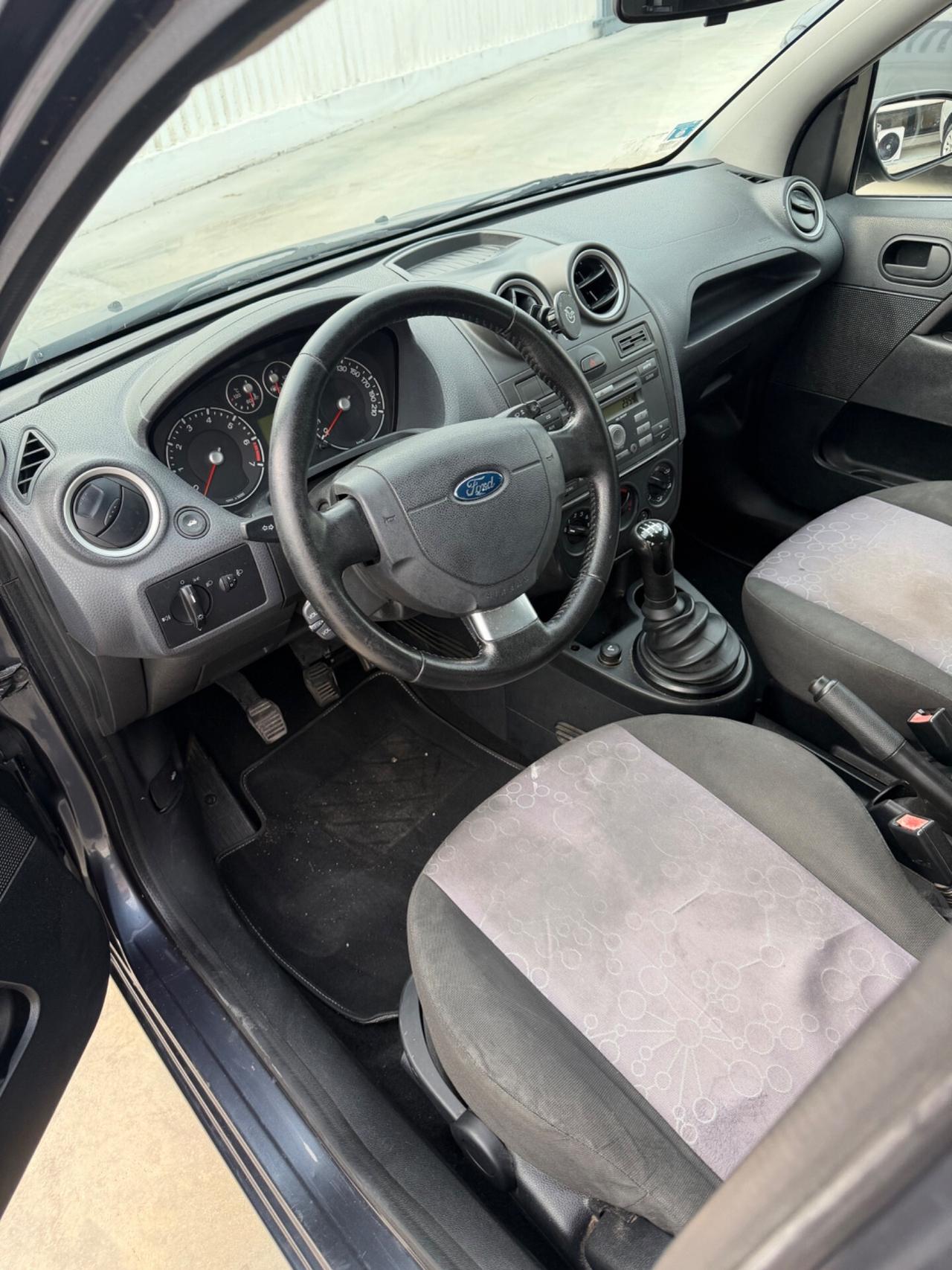Ford Fiesta 1.2 16V 5p.