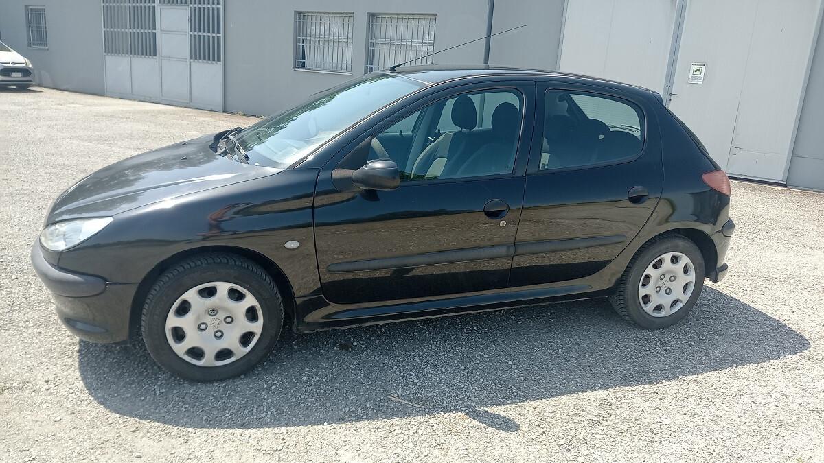 Peugeot 206 1.4 benzina - 5porte -euro 4