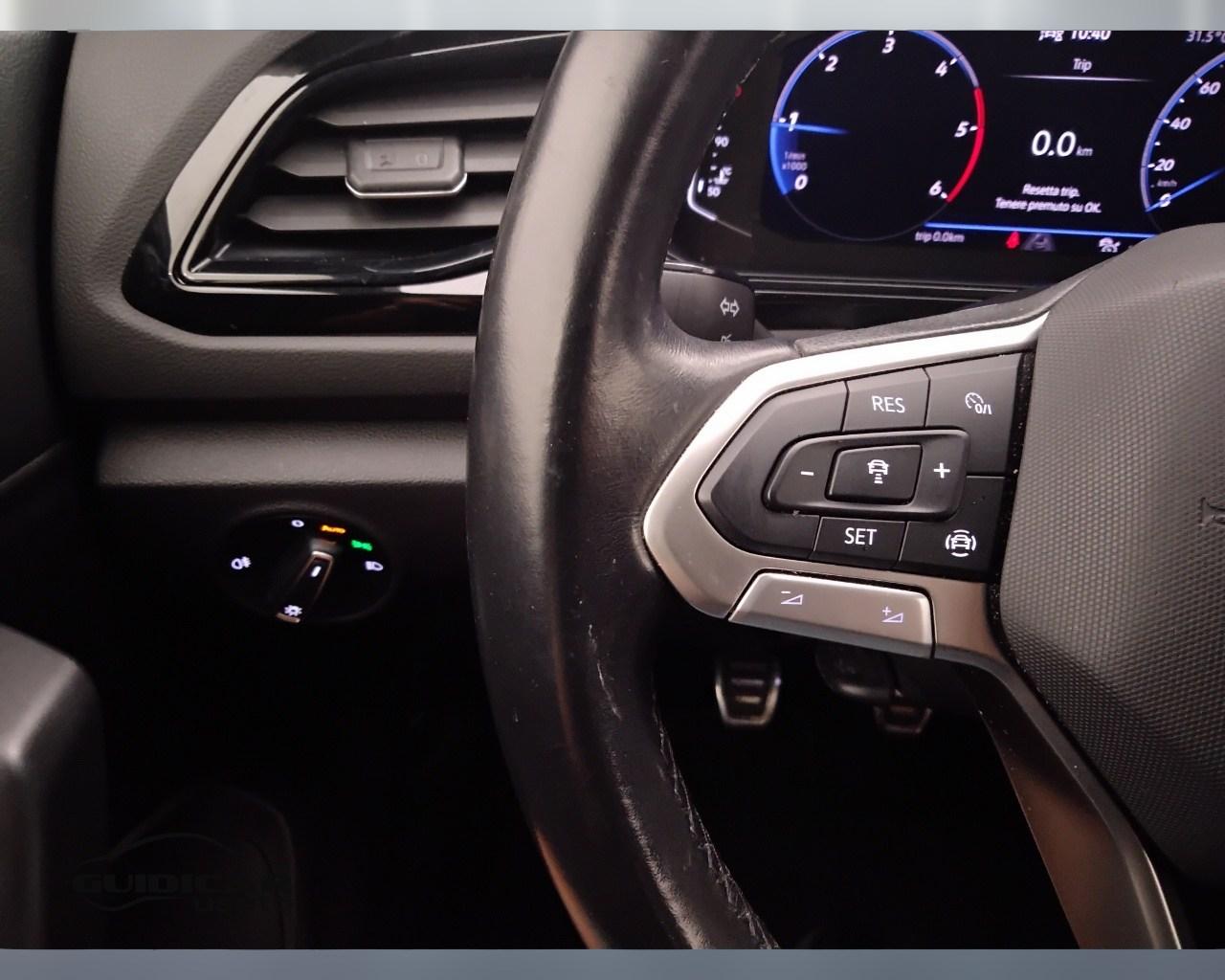 VOLKSWAGEN T-Roc I 2022 - T-Roc 2.0 tdi R-Line 115cv